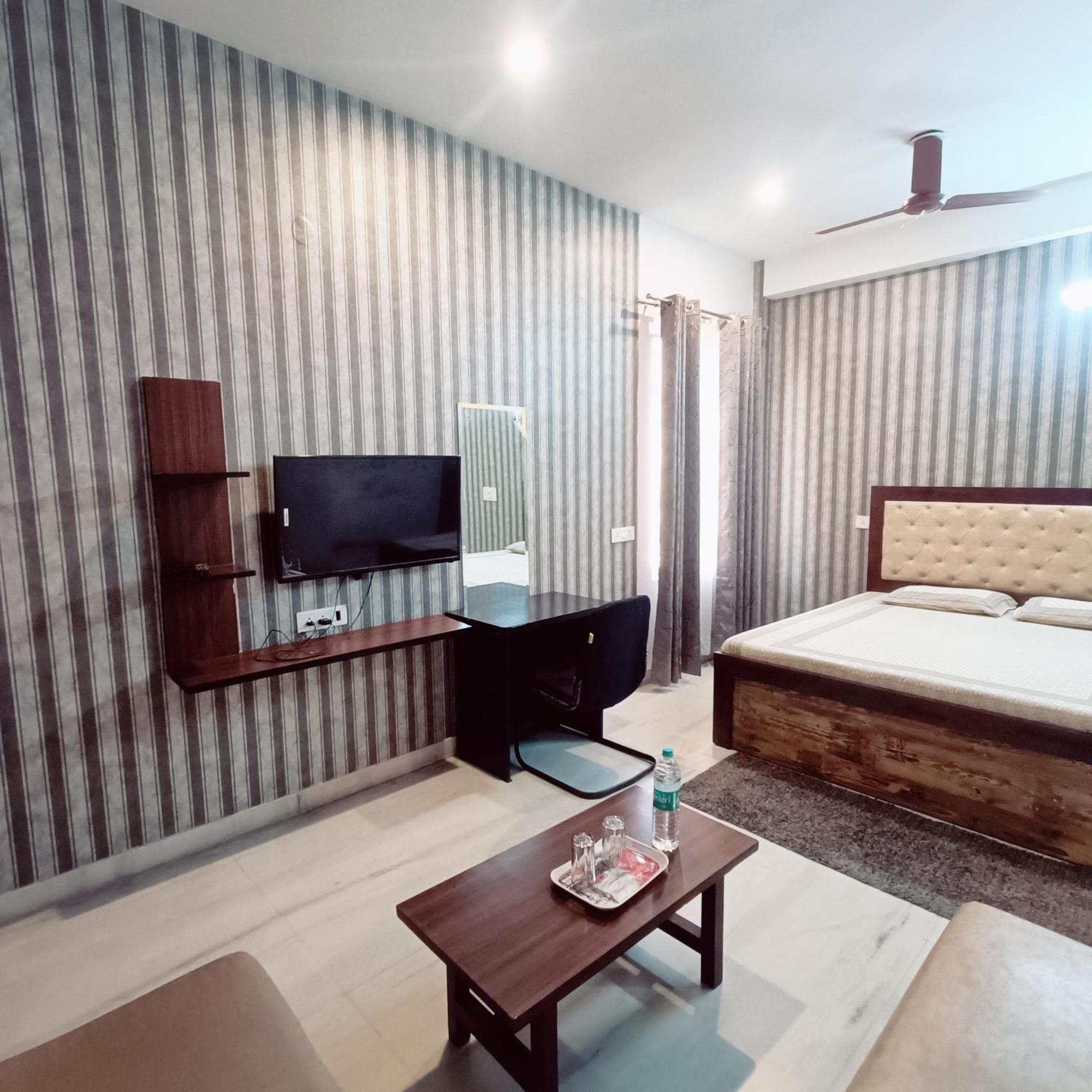 Mi Casa Sector 47 Lejlighed Gurgaon Eksteriør billede