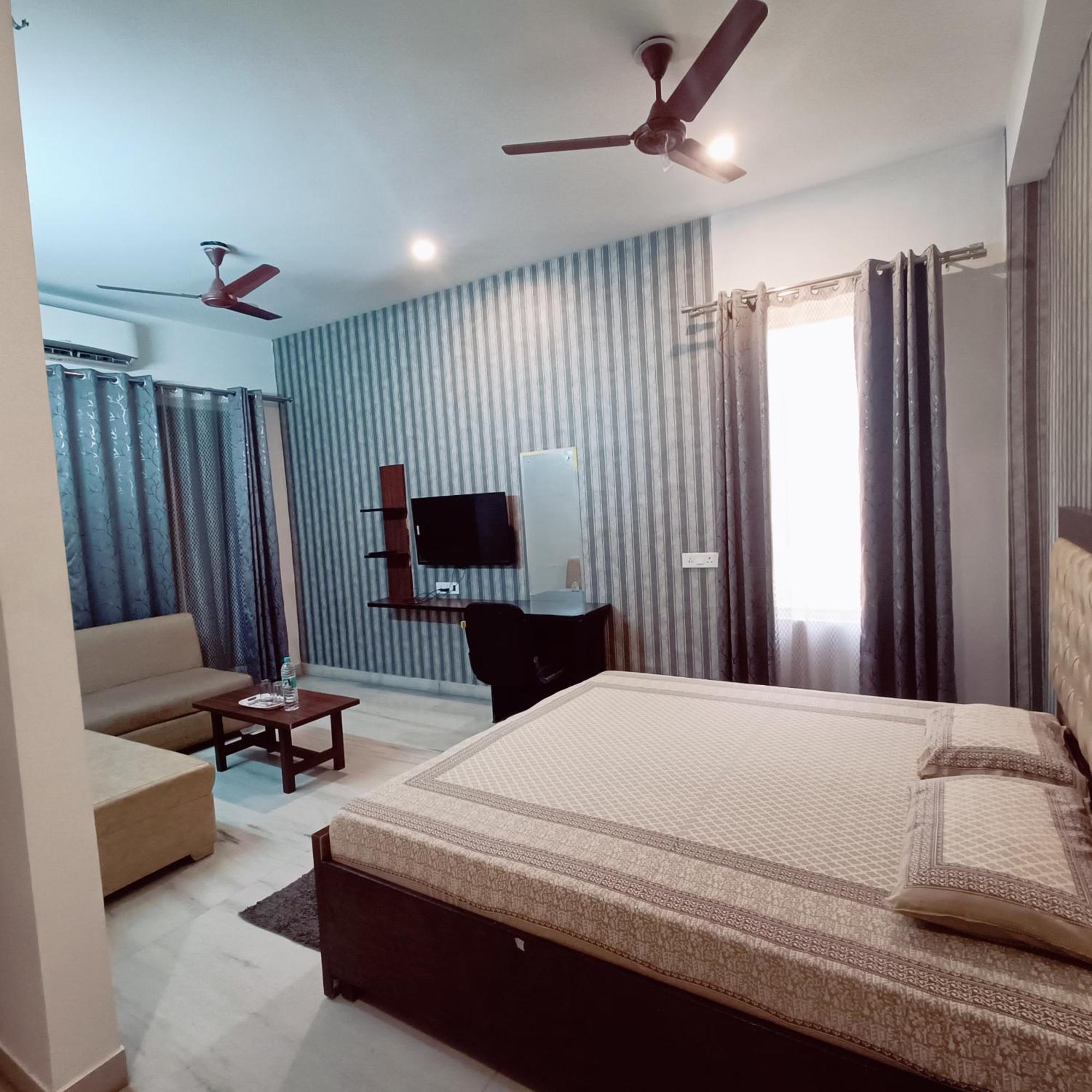 Mi Casa Sector 47 Lejlighed Gurgaon Eksteriør billede