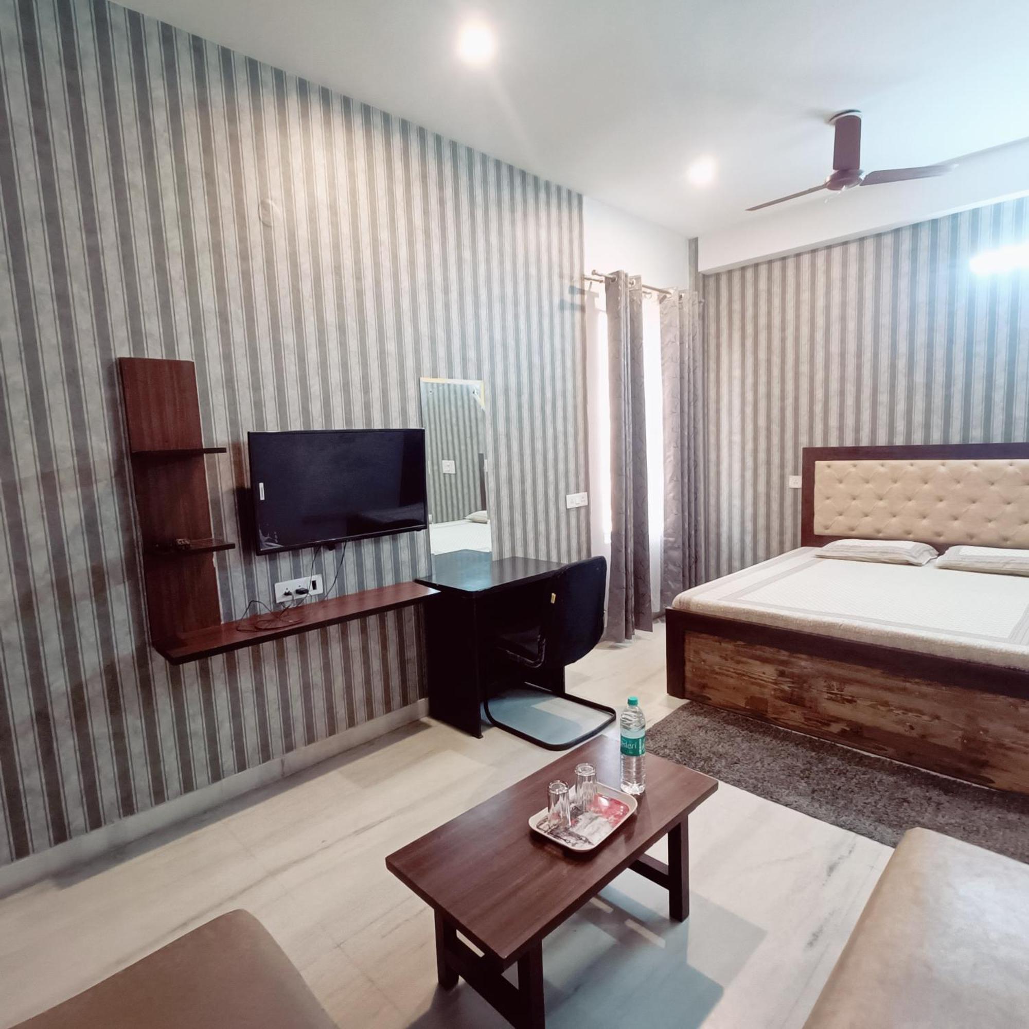 Mi Casa Sector 47 Lejlighed Gurgaon Eksteriør billede