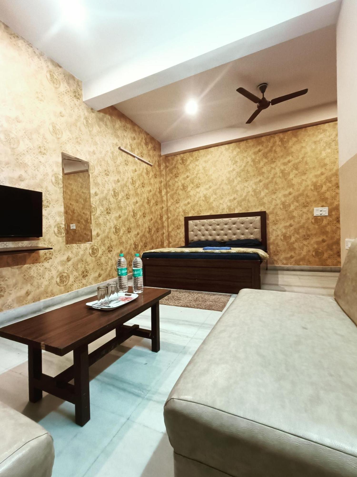 Mi Casa Sector 47 Lejlighed Gurgaon Eksteriør billede